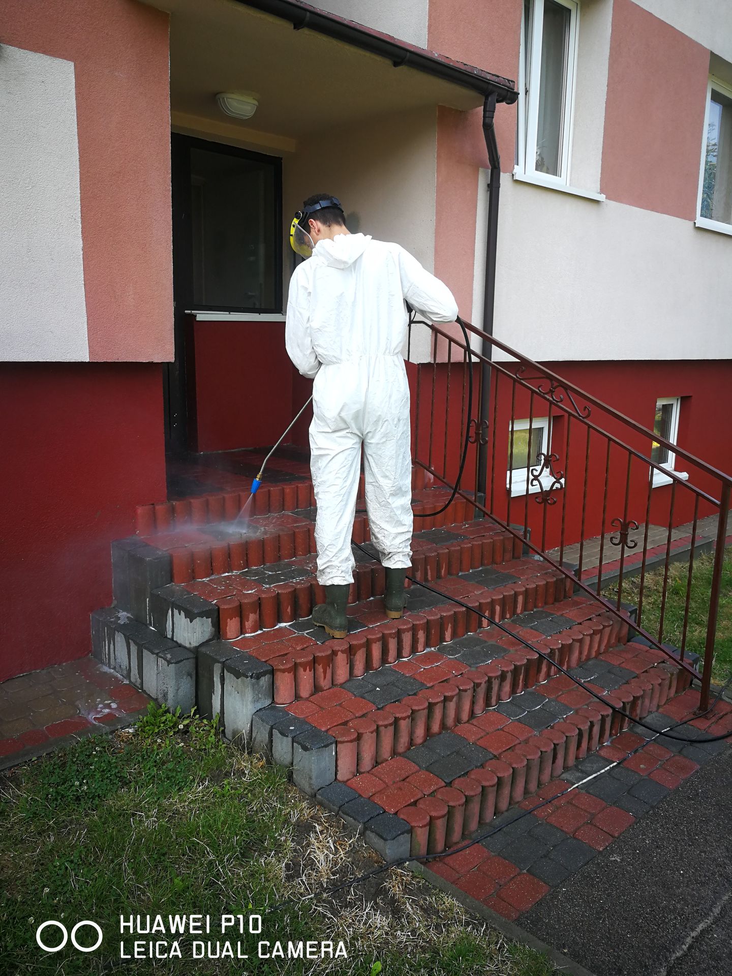 czyszczenie kostki myjką